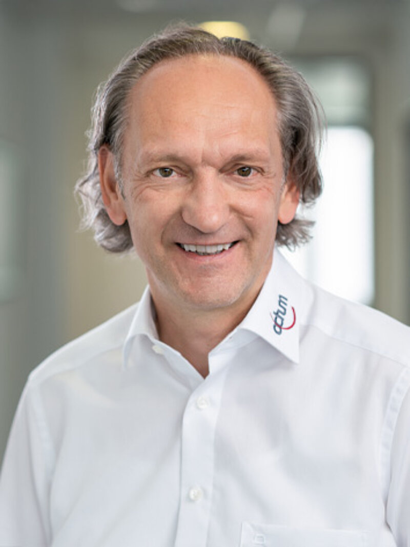 Portraitfoto Martin Peres